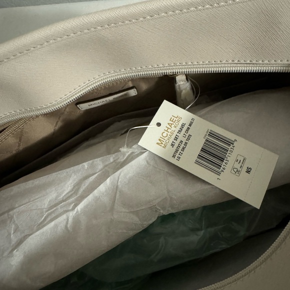 Michael Kors Jet Set Travel Large Tote Bag Light Cream Multi - Picture 4 of 5